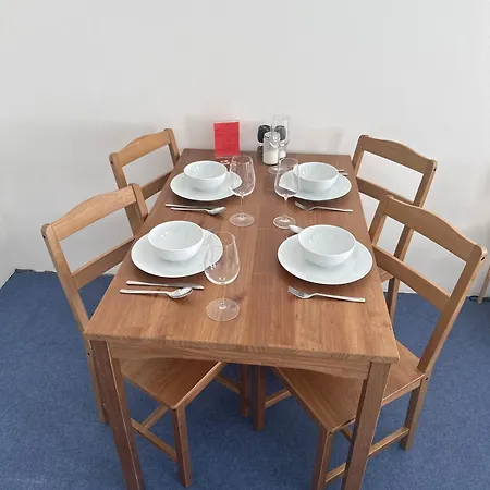 Andrew's Apartman *